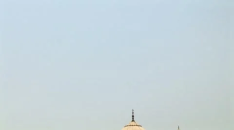 Taj Mahal Tilt Down Stock Footage 1092316