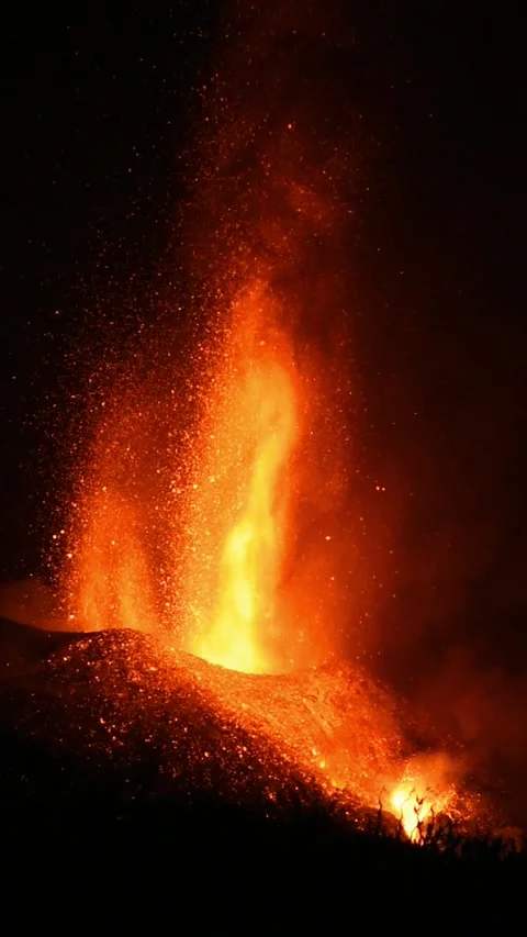Tajogaite volcano eruption. La Palma. Cumbre Vieja. 2021. Stock Footage 163593353