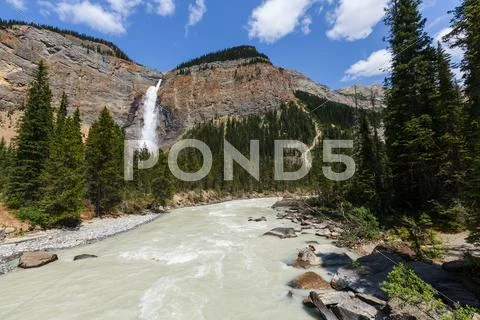 Takakkaw falls Stock Photos