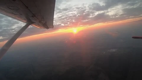 Take-off of an airplane, shooting from a side window Stock-Footage 172089039
