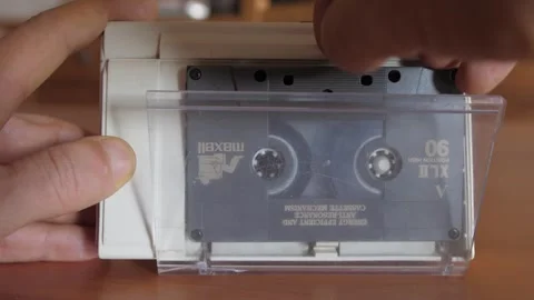 Take cassette from walkman 4k Видео 289150020