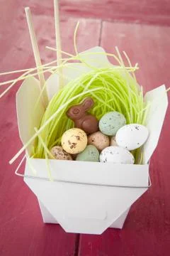 Take out Box with easter candy Foto stock