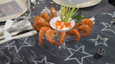 Take from the table a dish of shrimp. Slow motion Stock-Footage 101312580
