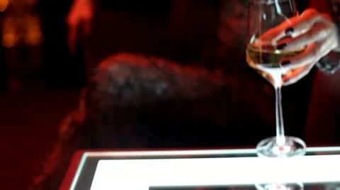 Take a wine glass Stockbeeldmateriaal 10903228