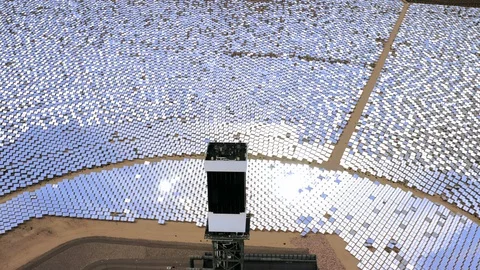 Takeoff drone over Solar Power tower. Nevada, 4k Aerial Video stock 122553542