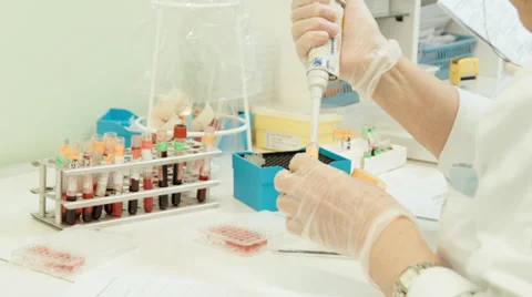 Taking blood samples Vidéo 37345025