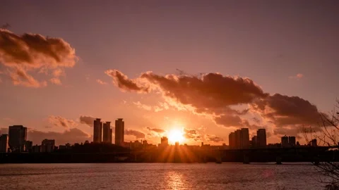 Taking a change of the beautiful evening glow time lapse. Seoul, South Korea. Stock Footage 145927610