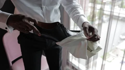 Taking shoes out of the box Stock-Footage 220137798