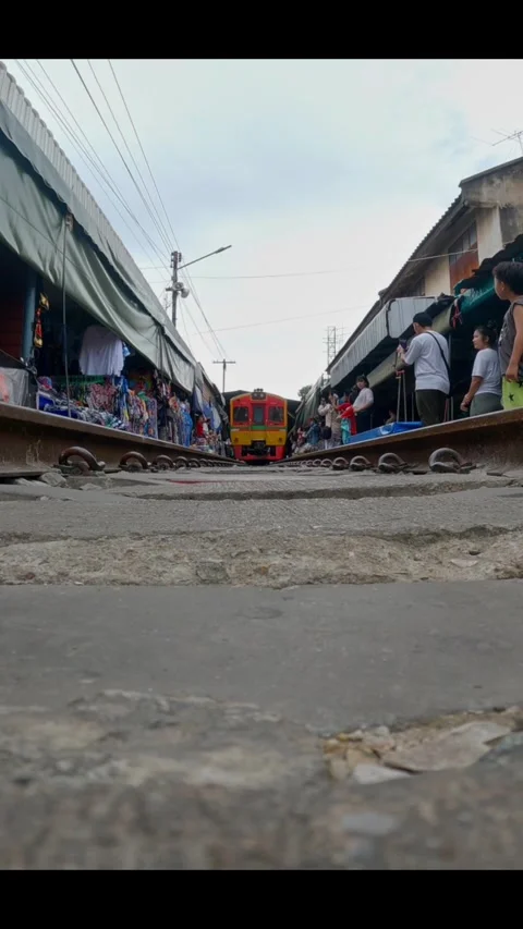 Talad Rom Hub Stock Footage 281171349