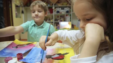 Talented creative kids paint brush Vidéo 59608706