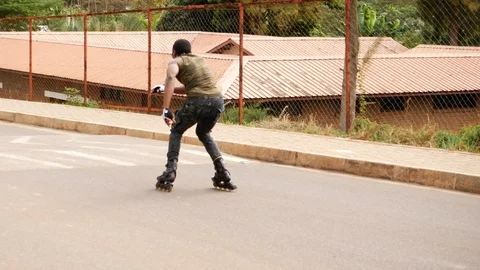 Talented rollerblader jumping on the road hump, super slow motion turn around 스톡 동영상 110902593