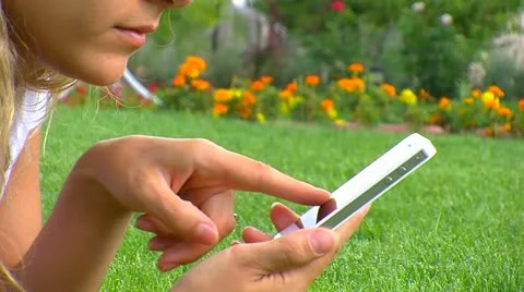 Talking on mobile 10 動画素材 12269024