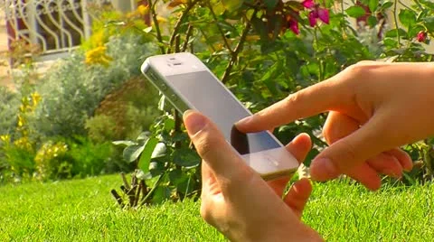 Talking on mobile 5 Vídeos de archivo 12269801