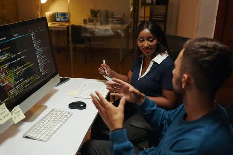 Talking UI Designer and Developer 스톡 사진