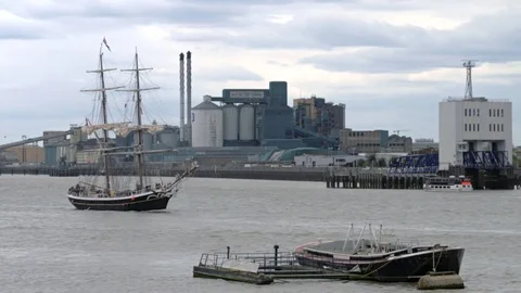 Tall Ship, Regatta start. Thames River London Stock Footage 75492654