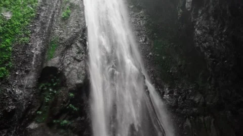 Tall Tropical Waterfall Video stock 330317746