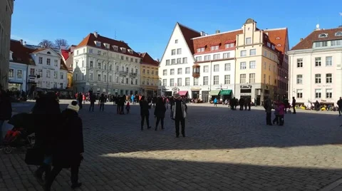 TALLIN, ESTONIA, MARCH 26 A lot of people at the old town market, in tallinn, Stock Footage