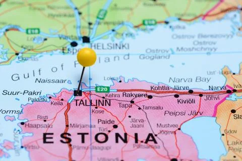 Tallin pinned on a map of Estonia Foto stock