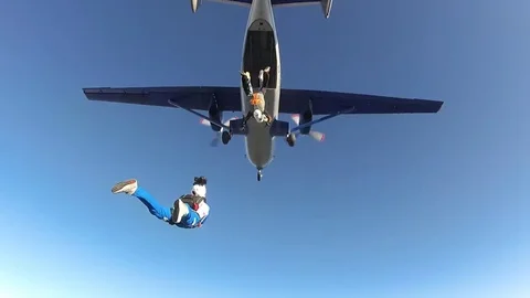 Tandem skydiving Video stock 80447269