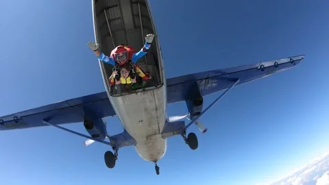 Tandem skydiving Stock Footage 134526796