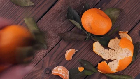 Tangerines with leaves Stock Footage 121523731