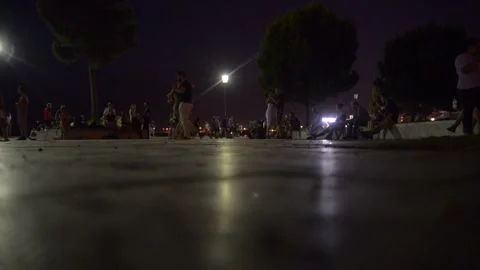 Tango dancing in the night Vídeo Stock 142707838