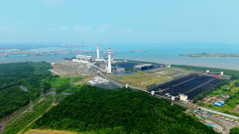 Tanjung Bin Power Plant Aerial Drone Tracking - Malaysia Energy Security 4K Stockbeeldmateriaal 344705853