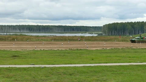 Tank attack Video stock 138314810