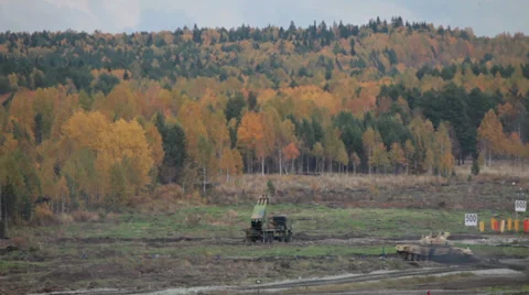Tank maneuvers Stock Footage 34913363