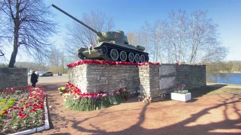 Tank T-34 Monument between Narva and Narva-Jõesuu road Stock Footage 194006447