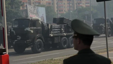 Tanks in the city Video stock 89025507