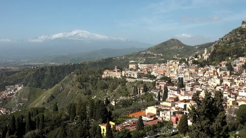 Taormina with Etna in the background Stock-Footage 88629307