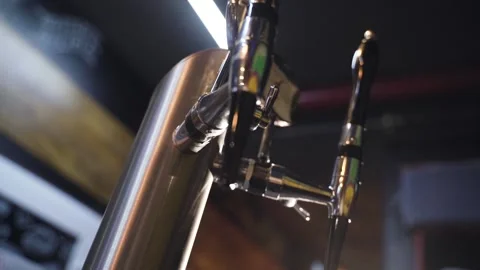 Tap for pouring beer Stock Footage 153269285