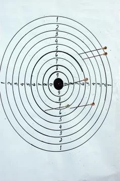 Target board with multiple arrows Photos