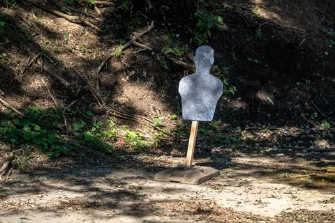 Target on the shooting range for shooting practice with weapons Stock-Fotos