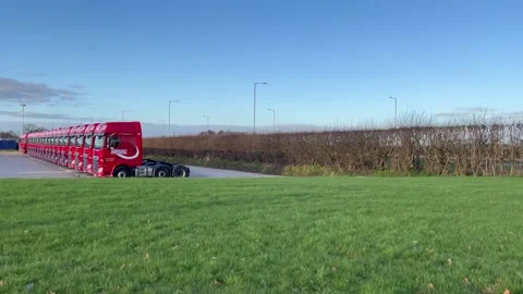 Tarleton , UK 2025 Dec  24: Huntapac DAF 480 Tractor Cabs Line up Assembly Area Stock Footage 324901206