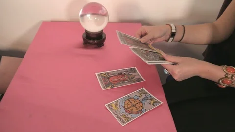 Tarot card reader Stock Footage 115830821