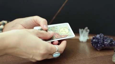 Tarot cards Stock Footage