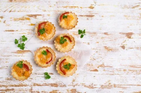 Tartlets with vegetables Foto stock