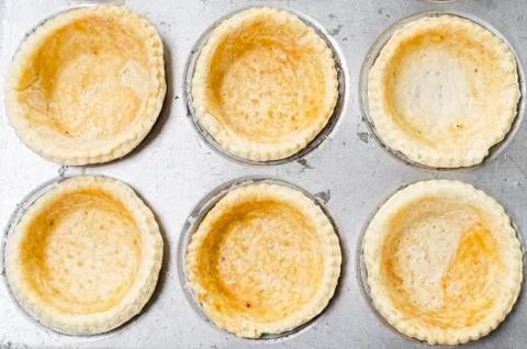 Tarts in pan Stock-Fotos