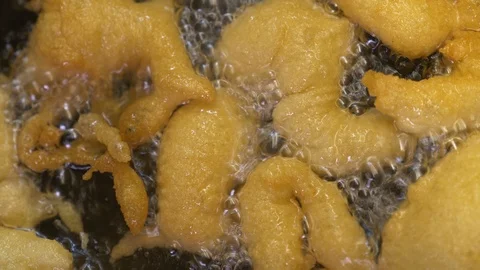 Tasty cod frying in a pan - close up 스톡 동영상 90431117