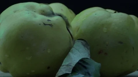 Tasty quinces Stock-Footage 81859973