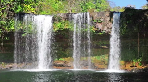 Tat Cham Pee Waterfall, Bolaven plateau, Pakse, Laos Stock-Footage 41294934