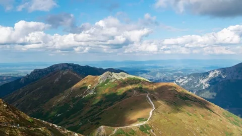 Tatra Landscape Evolution: Clear Skies and Moving Clouds Video stock 306402224