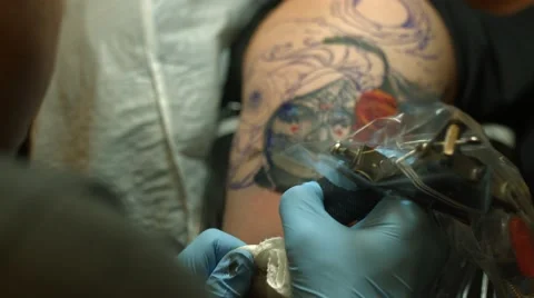 Tattoo Artist Using Tattoo Machine Stock Footage 54476849