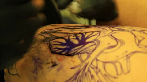 Tattoo Artist Working Stock Footage 39828466
