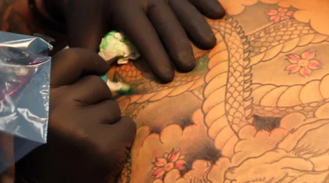 Tattoo Artist Working Stock-Footage 39828471