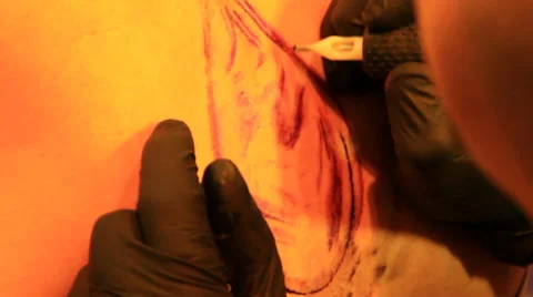 Tattoo Artist Working Stock Footage 39828485
