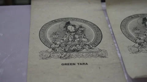 Tattoo Stall Artwork Featuring Green Tara Buddhist Deity Vidéo 331225055