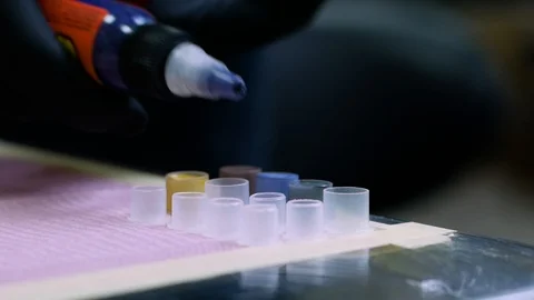 Tattooer at work in studio Video stock 88378130